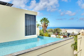Villa Rowsu with Private Pool and Sea View